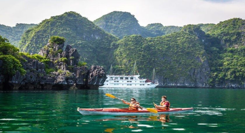 Cat Ba Tour Cruise, Kayak and Cycling 2 days 1 night