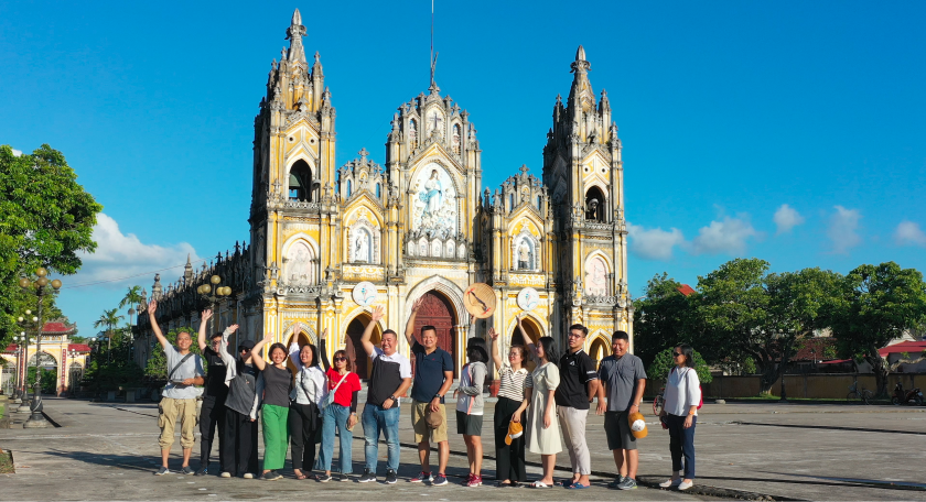 pham phao church 